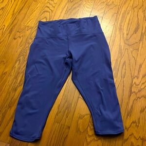 Lululemon capris size 10